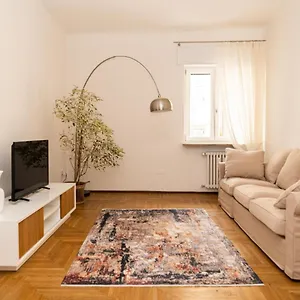 Domus - Elegante Residenza Con Affaccio Su Porta Leoni Verona